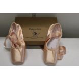 A pair of new ballet shoes size 31