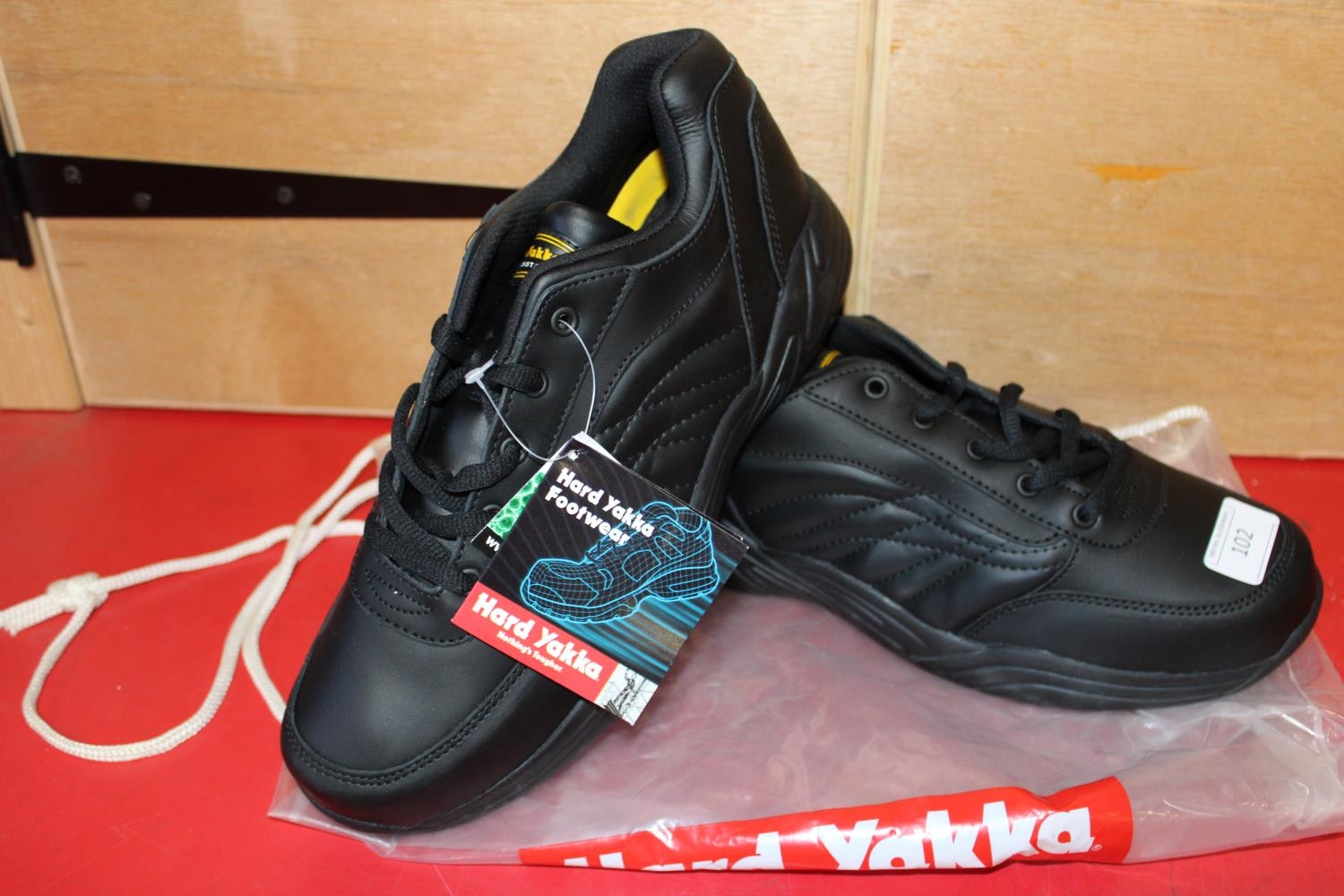 A pair 'Hard Yakka' non slip shoes size 6