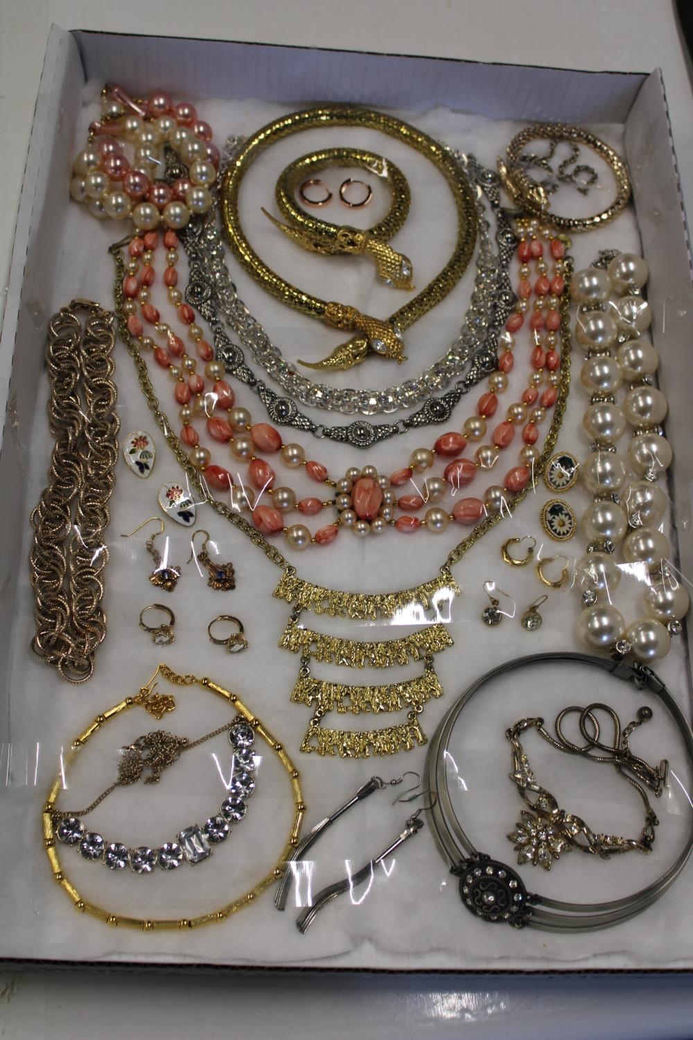 A selection of costume jewellery