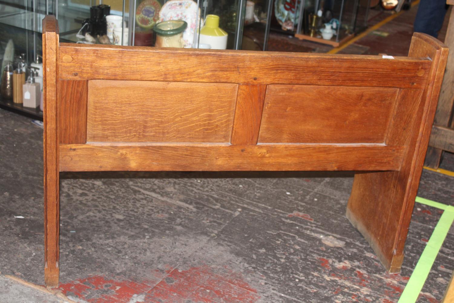 A vintage Robert 'Mouseman; Thompson of Kilburn hand carved church pew/bench with carved mouse to - Image 6 of 8