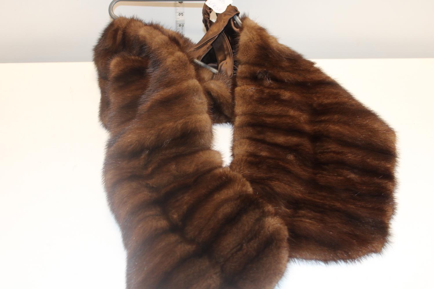 A Ladies vintage fur stoll