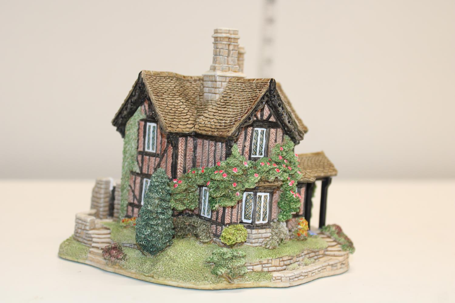 A large boxed Lilliput Lane model - Image 3 of 3