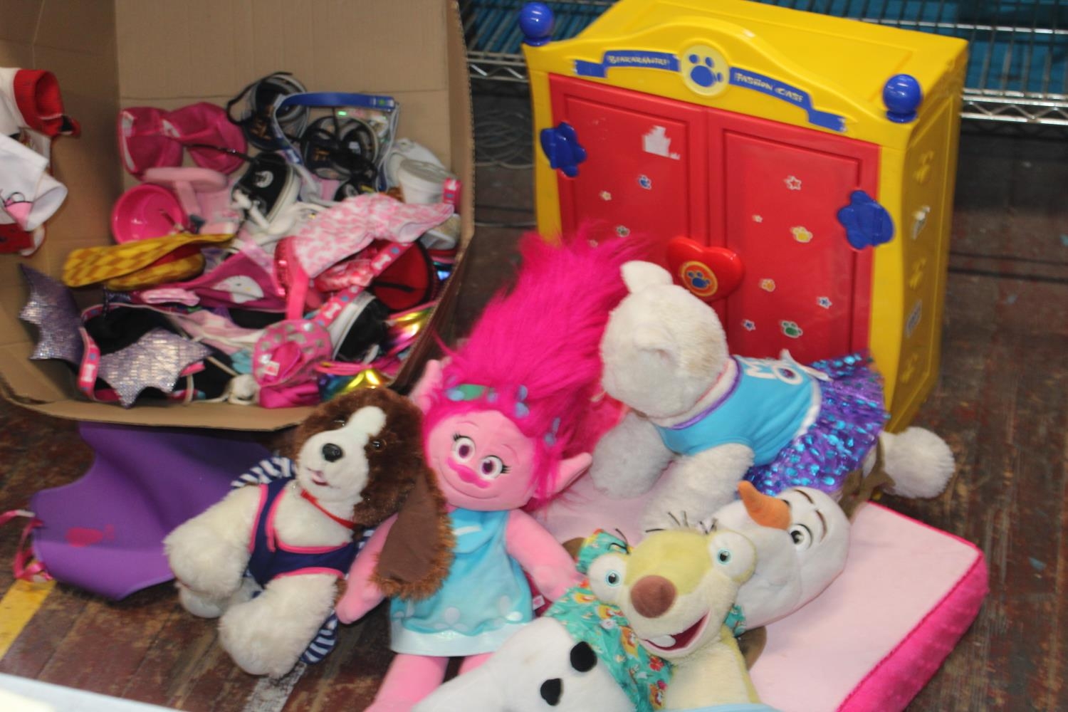 A large selection Build-a-bear toys and accessories etc 'no postage available'