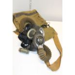 A WW2 period gas mask