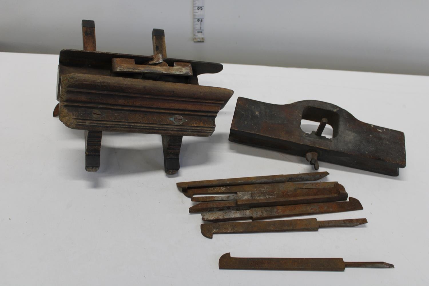 Two vintage moulding planes