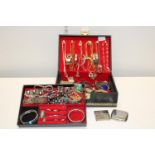 A jewellery box & contents