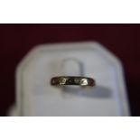 A 9ct gold ring 2.28g