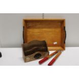 A selection of Treen items