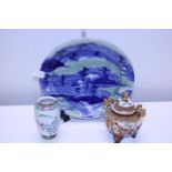 Three pieces of vintage Oriental ceramics