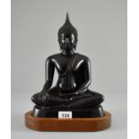 Sitzender Buddha.