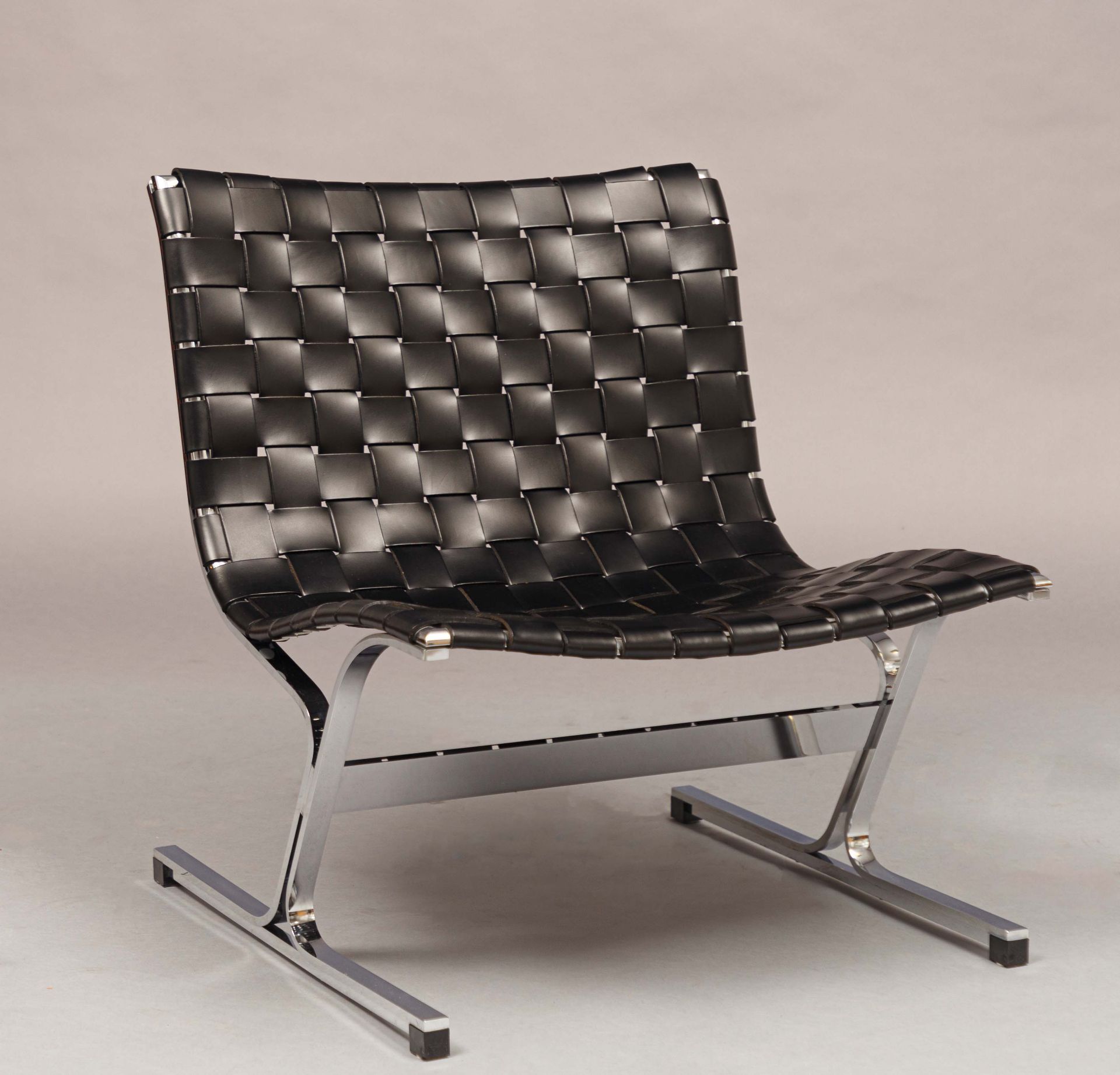 Luar Lounge Chair. - Bild 2 aus 2