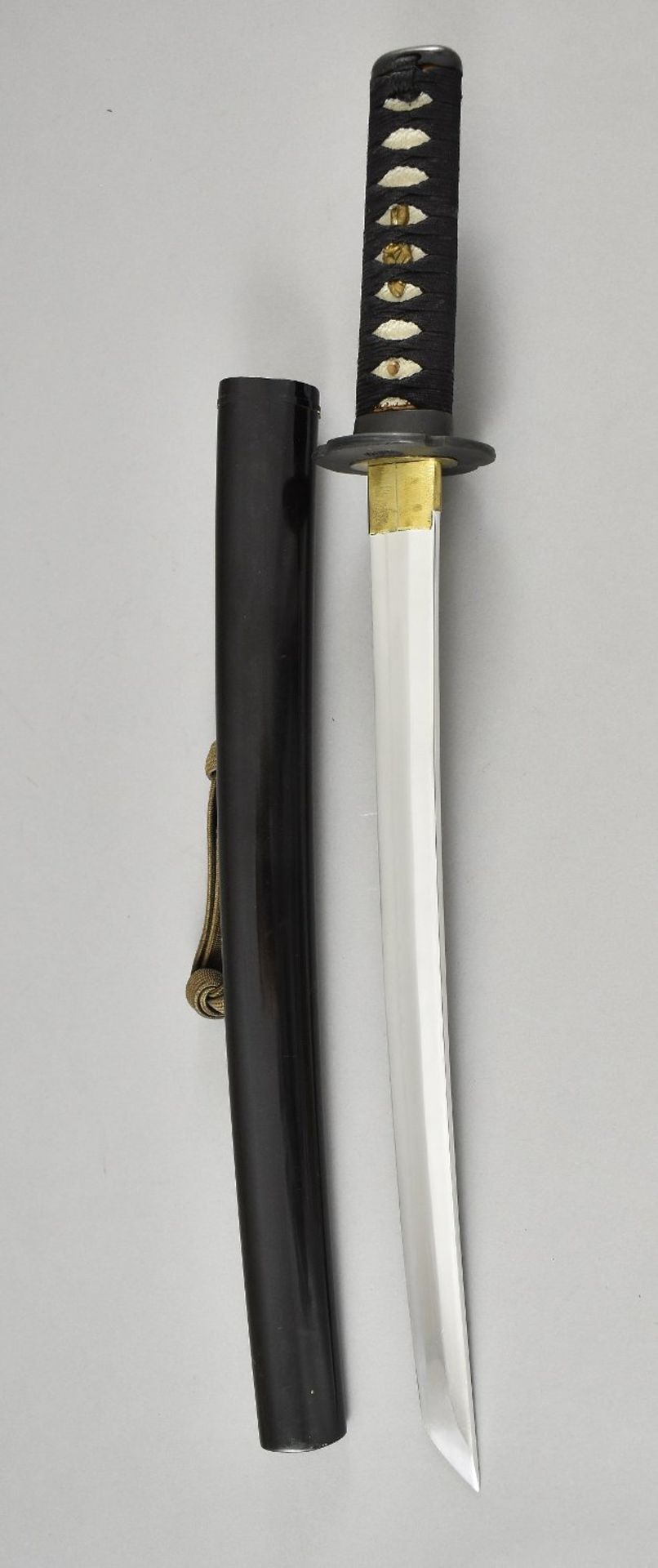 Wakizashi.