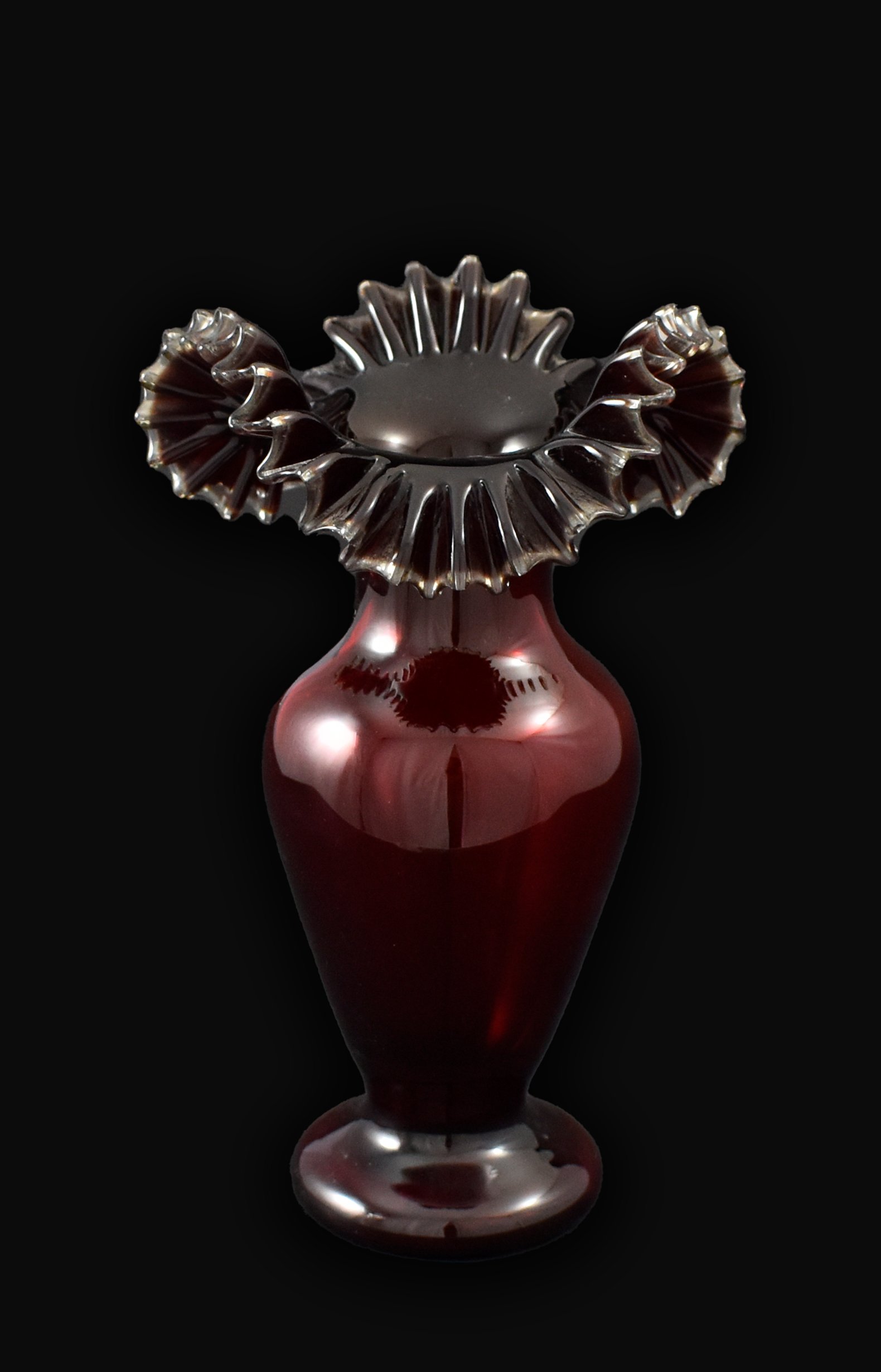 Rubinrote Vase