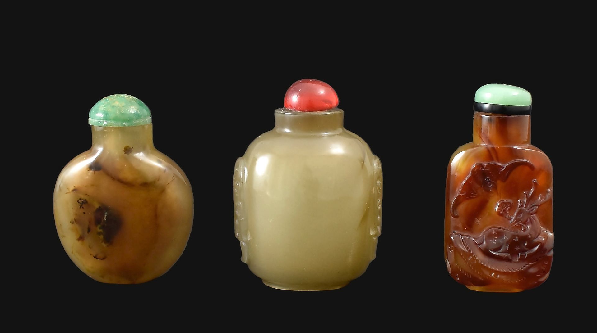 Drei Snuffbottles