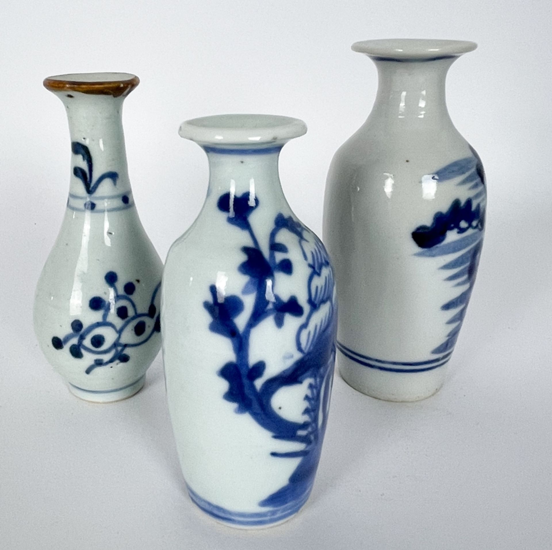 Konvolut kleiner blau bemalter China Vasen  - Bild 2 aus 6