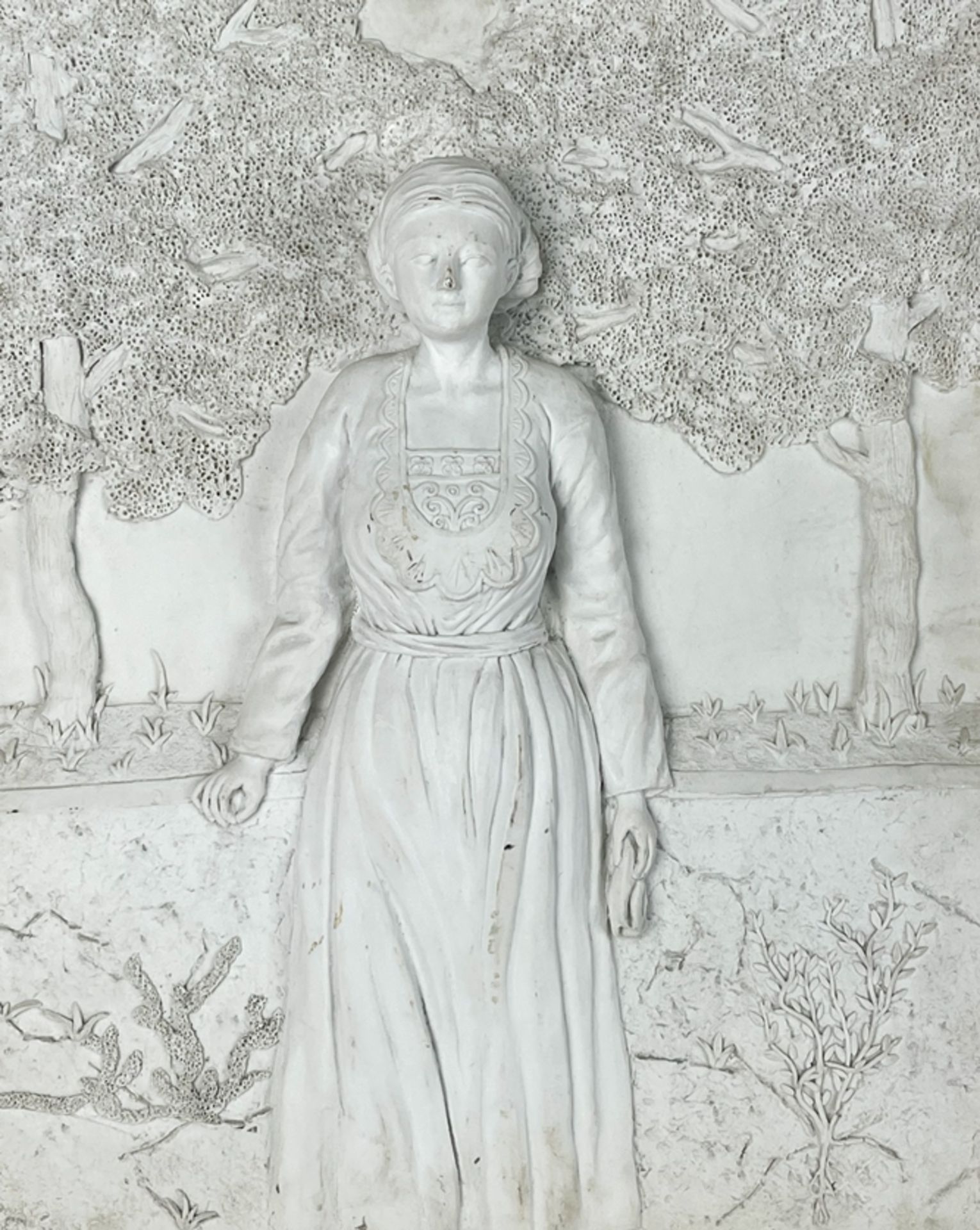 Feines Reliefbild "Feine Dame im Garten" - Bild 2 aus 3