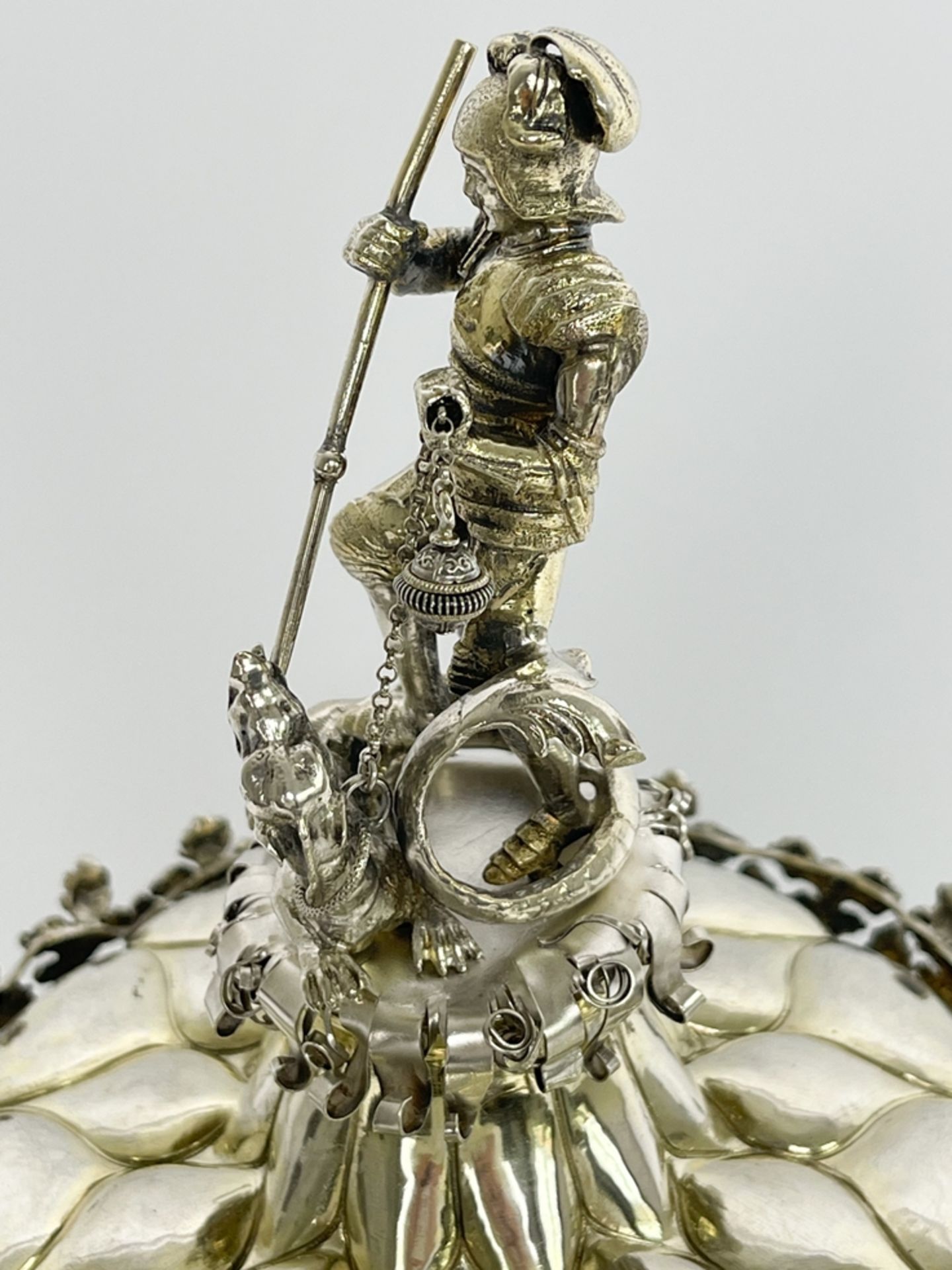 Monumentaler Renaissance Silber Buckelpokal  - Bild 8 aus 24