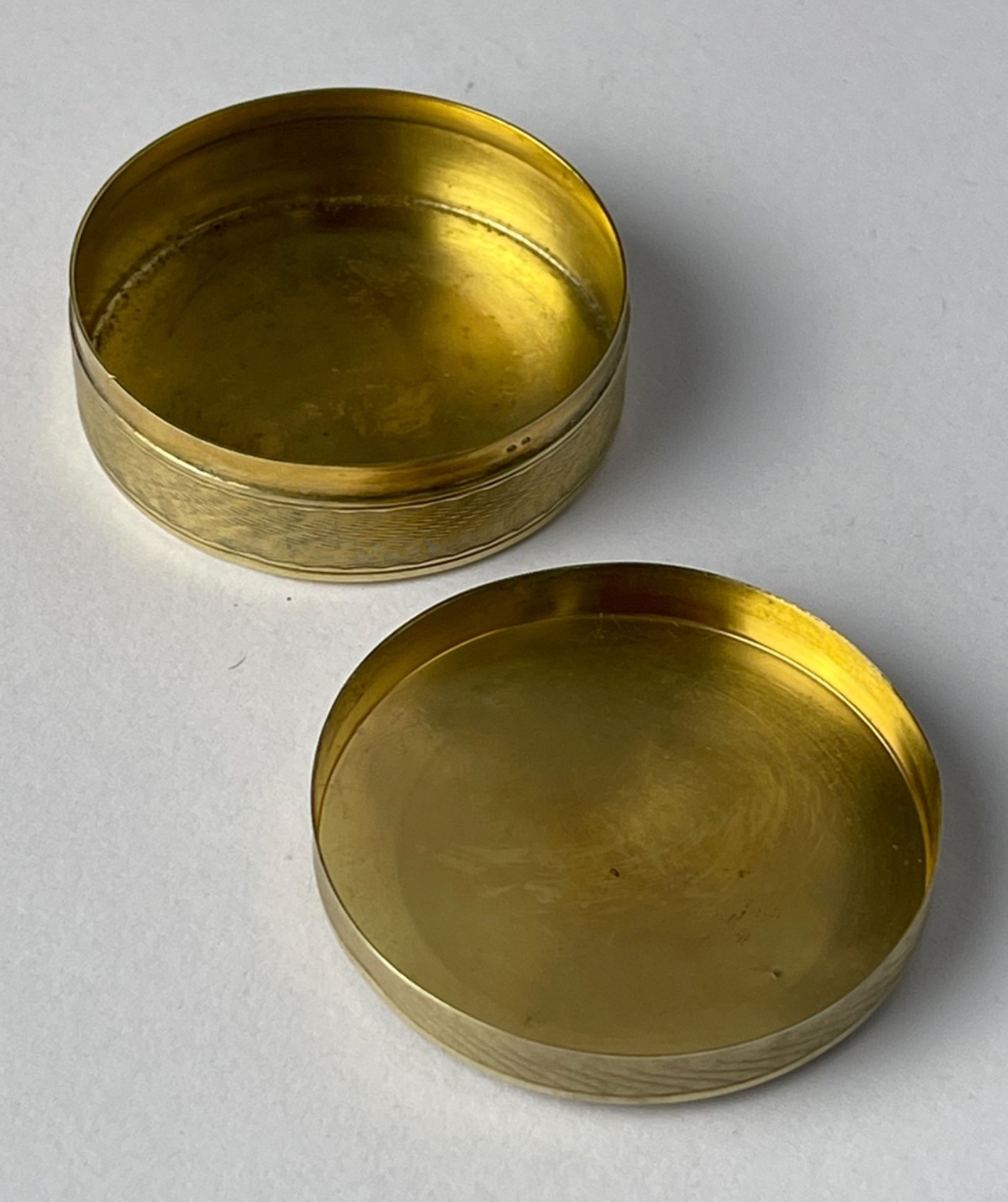 Hochwertige feinst gravierte vergoldete Silberdose - Image 7 of 7