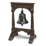 Glockenstuhl mit Bronze-Glocke