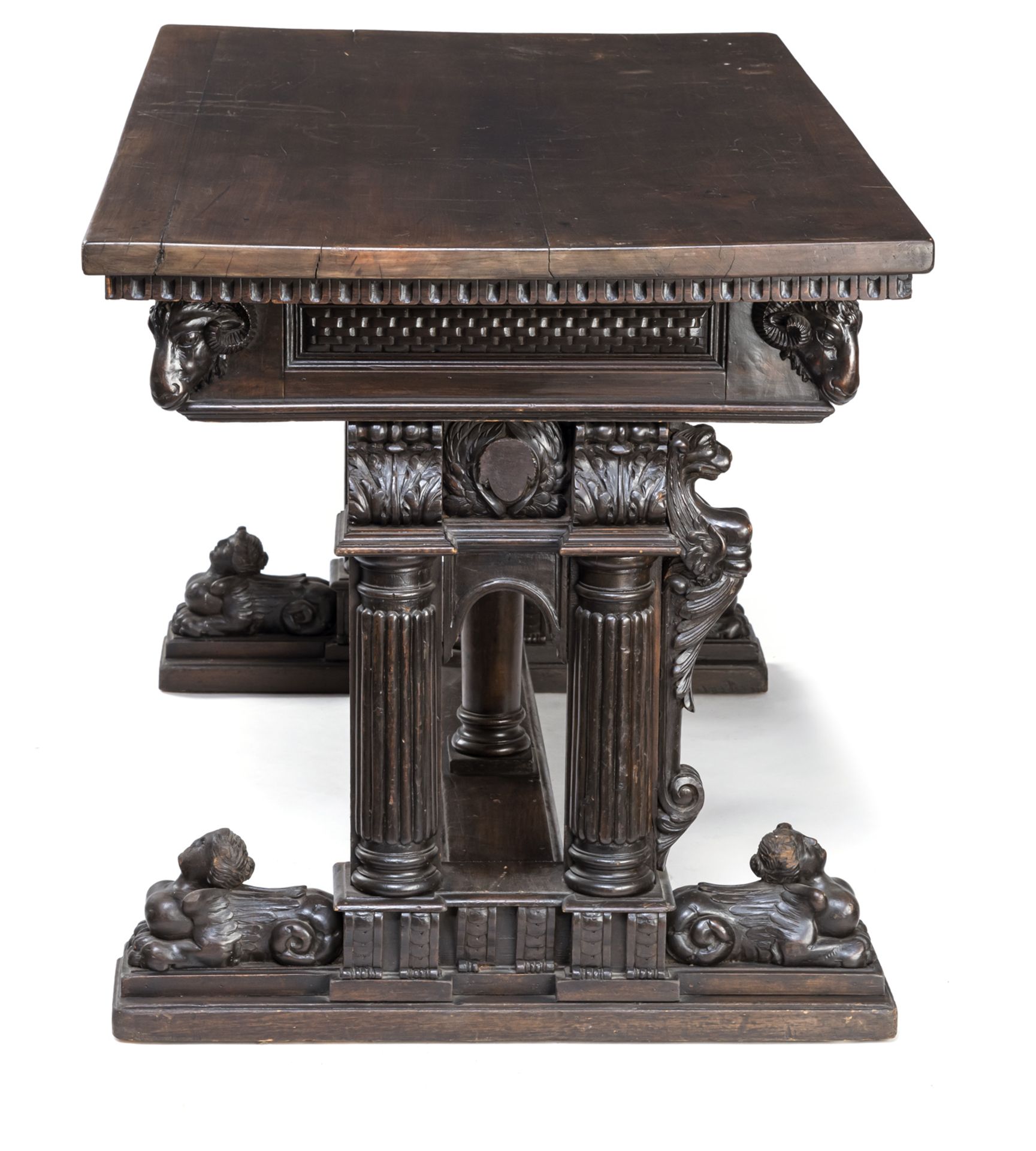 AN ITALIAN RENAISSANCE STYLE CENTRE TABLE - Image 6 of 6