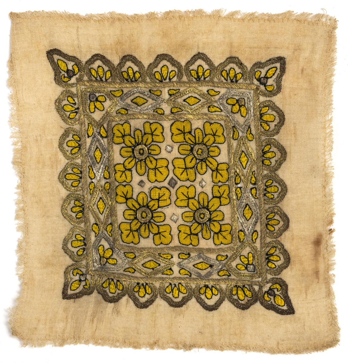 TWELFE FINE EMBROIDERIES - Image 14 of 33