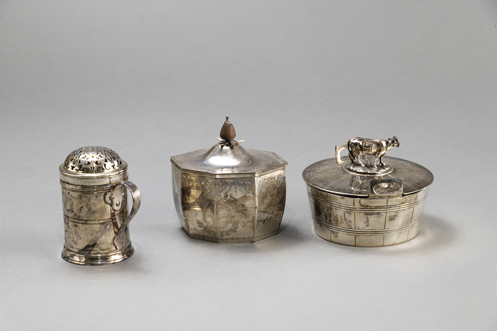 SUGAR BOWL, BUTTER BOX AND COVER, SUGAR CASTER - Image 2 of 8