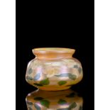 "Favrile" Glas-Vase mit Seerosendekor