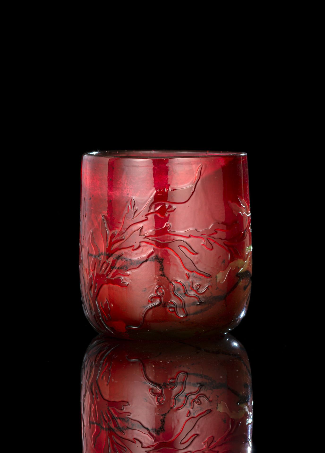 A RARE GALLE INTERCALAIRE AND CAMEO GLASS VASE "DECOR D'ALGUES" - Image 2 of 4