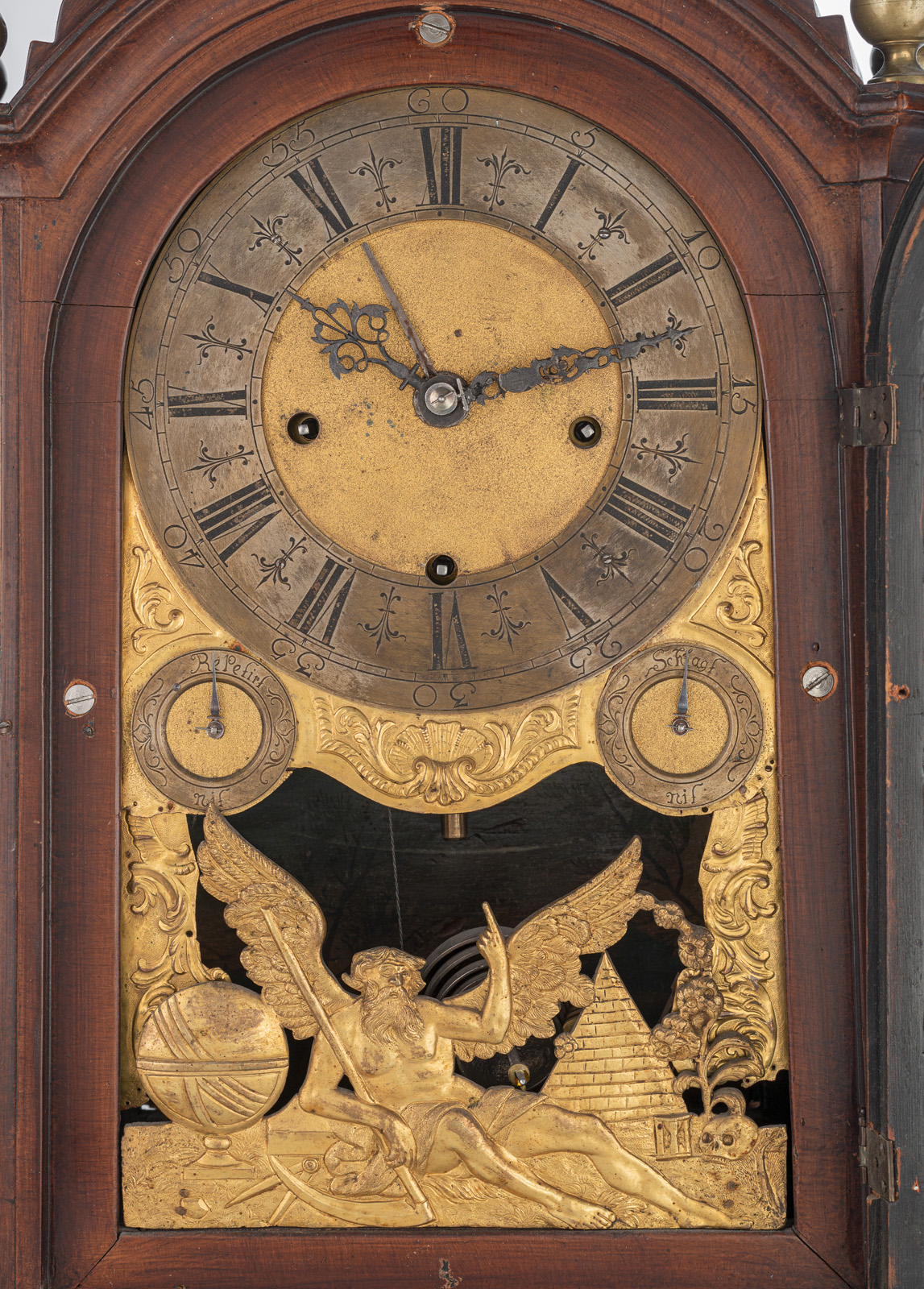 A SOUTH GERMAN BRASS MOUNTED GRAINED WOOD AND DISPLAY "STUTZUHR" CLOCK - Image 3 of 4