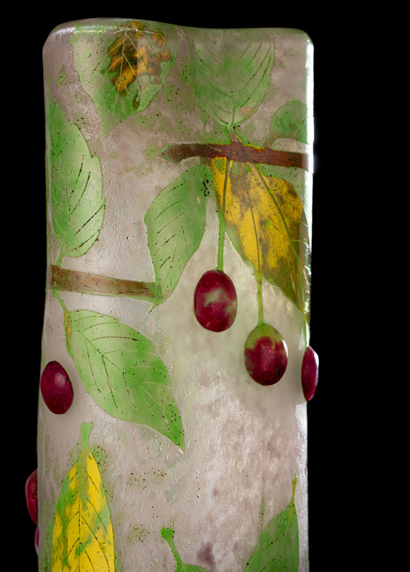 A RARE DAUM "DECOR CERISES" GLASS VASE - Image 3 of 4