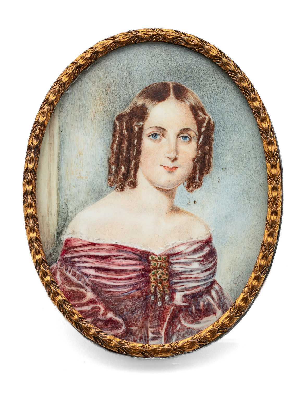 A MINIATURE PORTRAIT OF A YOUNG LADY IN A RED DRESS AND CORSAGE BROOCH - Image 2 of 4