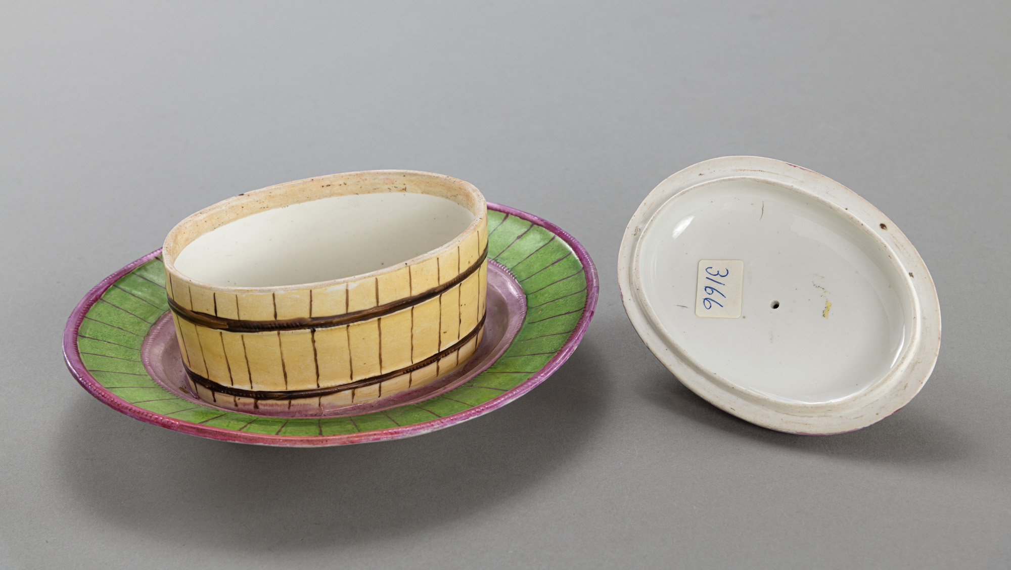 A FRANKENTHAL OVAL BUTTER-DISH AND COVER - Image 3 of 4