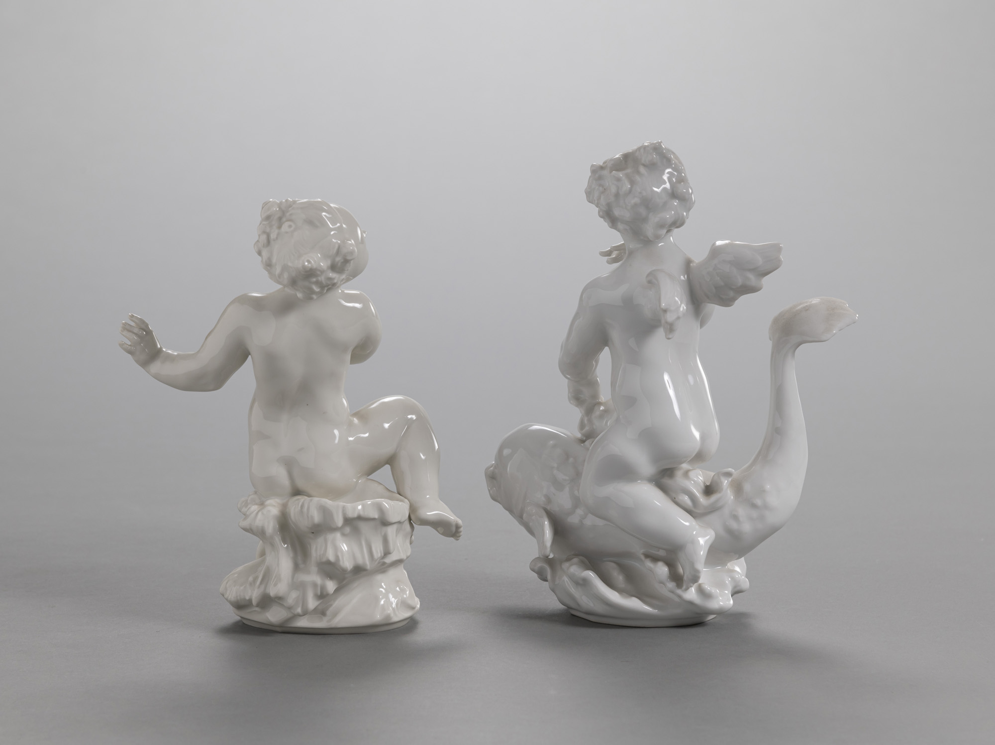 TWO PUTTI FROM THE CENTRE PIECE "THE BIRTH OF BEAUTY" - Image 4 of 5