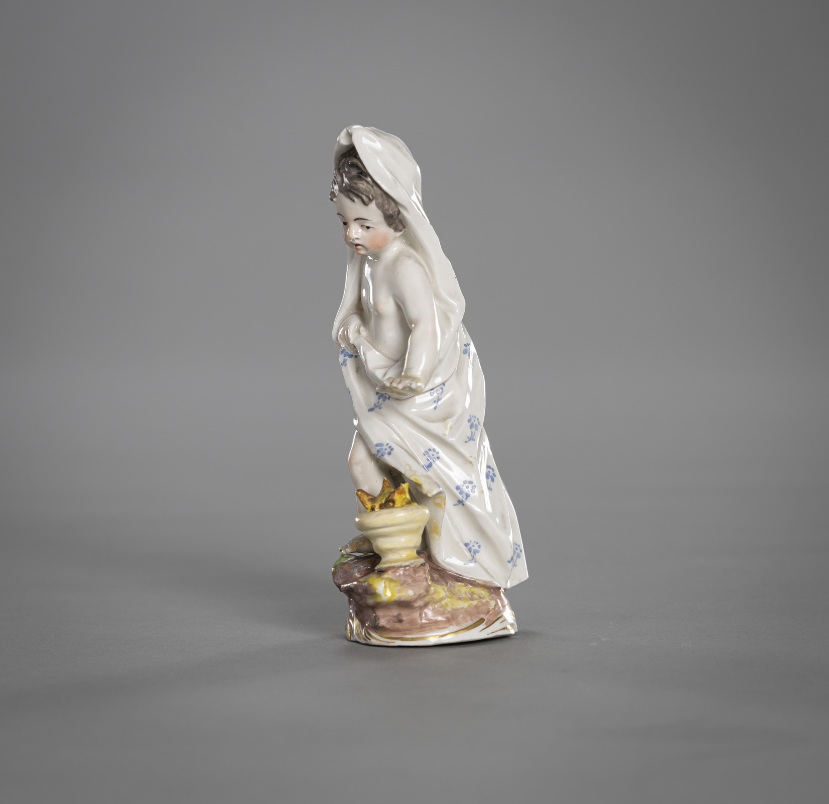 A FIGURINE OF A PUTTO DEPICTING THE WINTER - Image 2 of 4