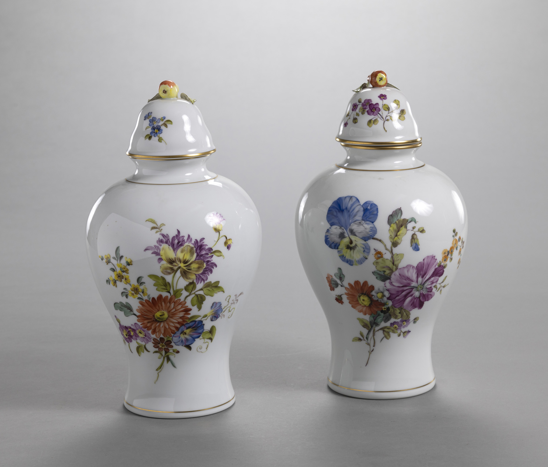 THREE FLORAL TOOLED PORCELAIN VASES AND LIDS - Image 2 of 10