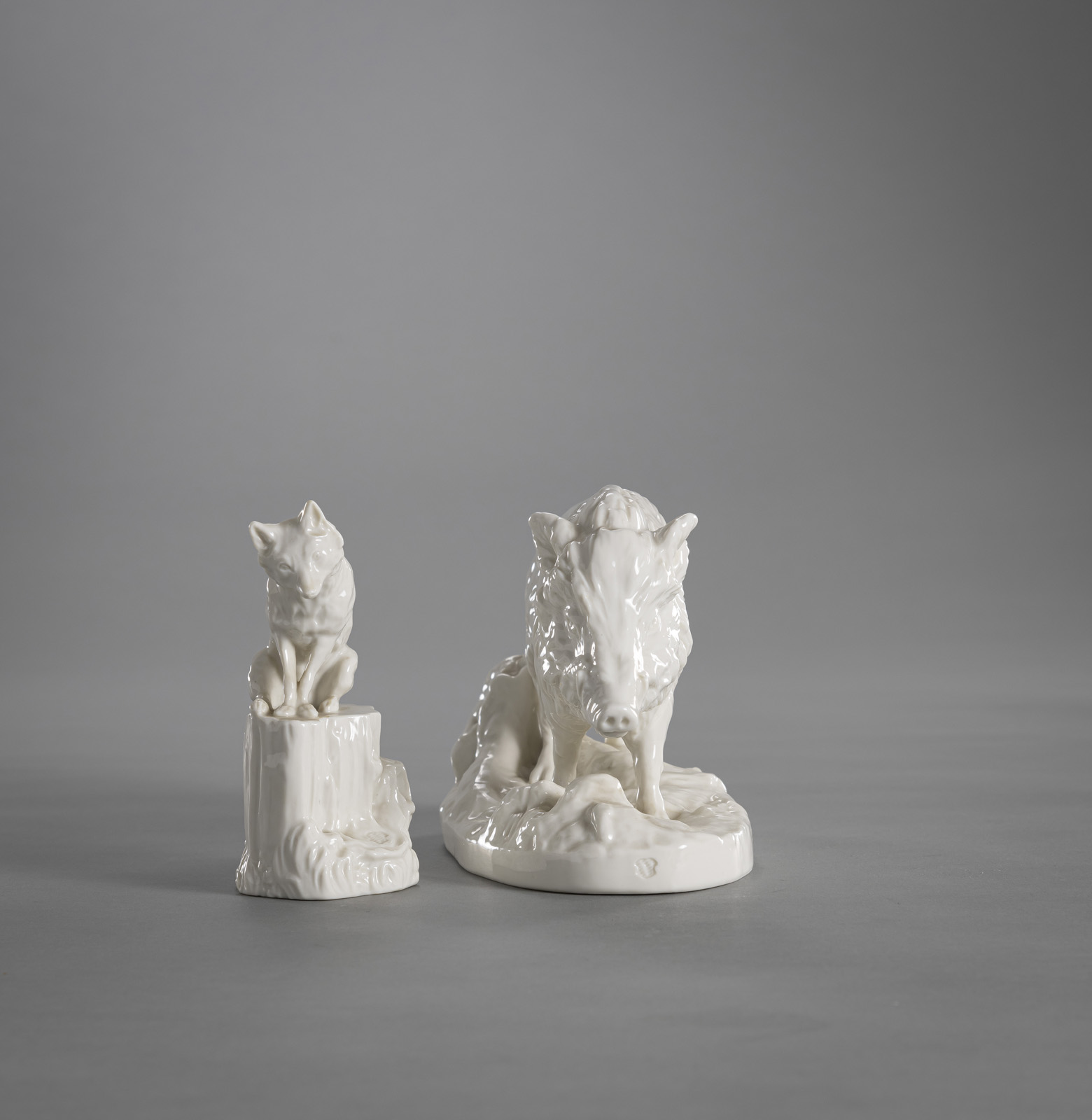 A NYMPHENBURG FIGURE OF A WILD BOAR AND A FOX - Image 2 of 4
