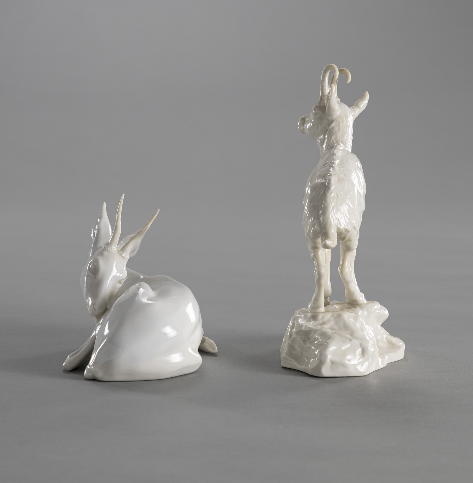 A NYMPHENBURG WHITE PORCELAIN FIGURE OF A CHAMOIS AND A ROEBUCK - Image 2 of 4