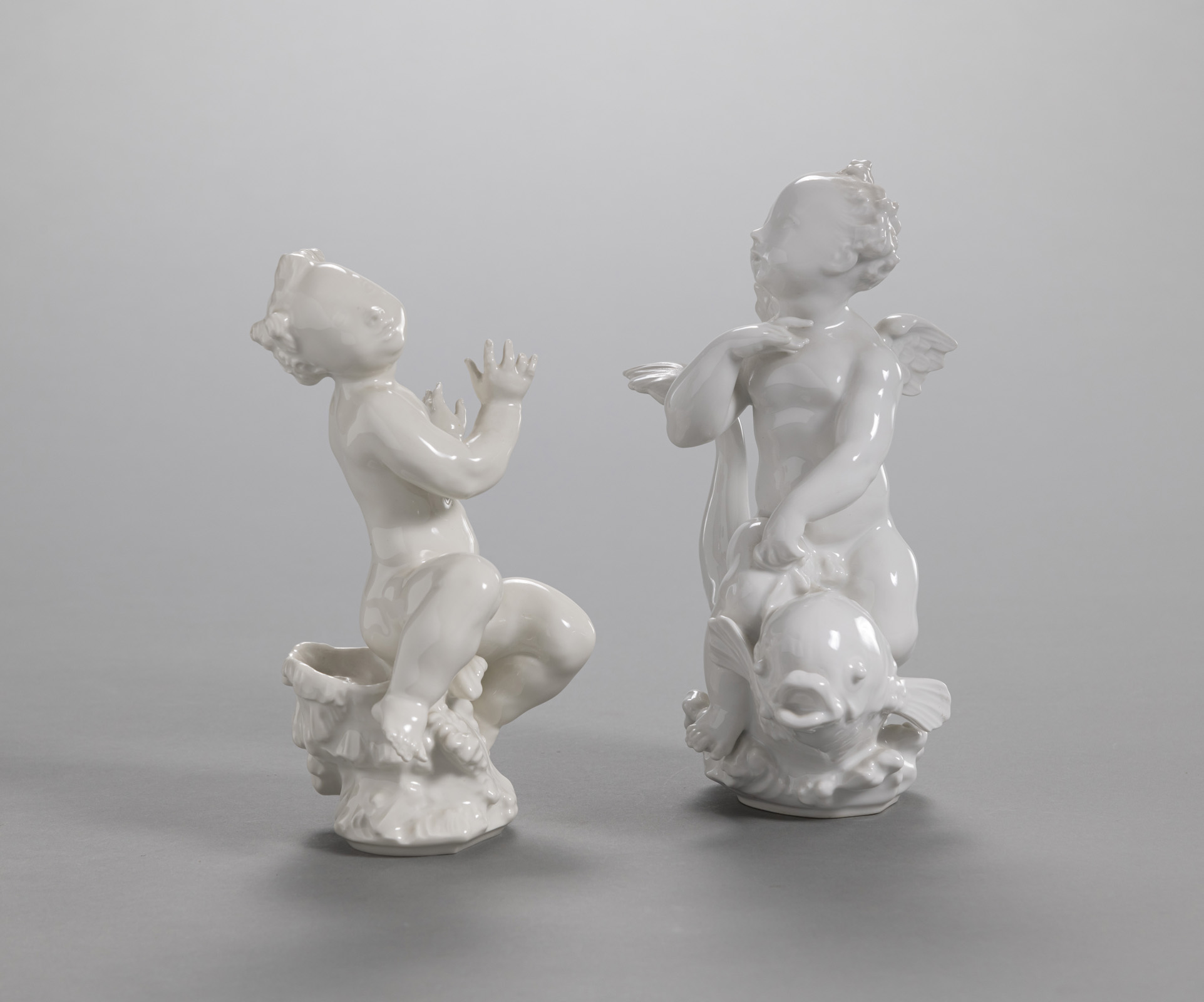 TWO PUTTI FROM THE CENTRE PIECE "THE BIRTH OF BEAUTY" - Image 3 of 5
