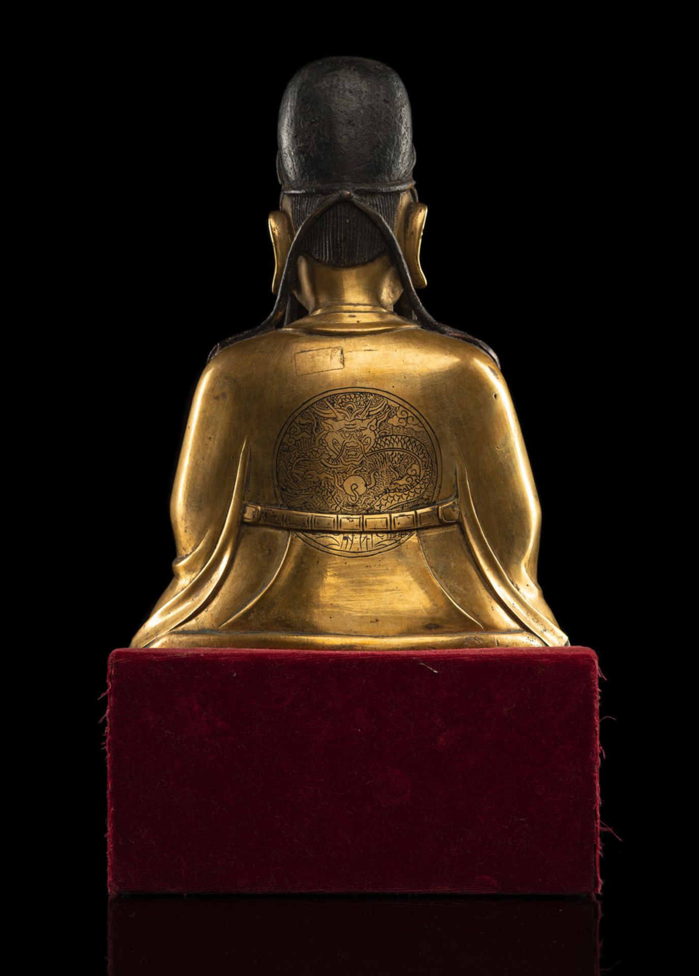 Seltene und große feuervergoldete Bronze des Königs der Medizin 'Yaowang' - Bild 2 aus 9