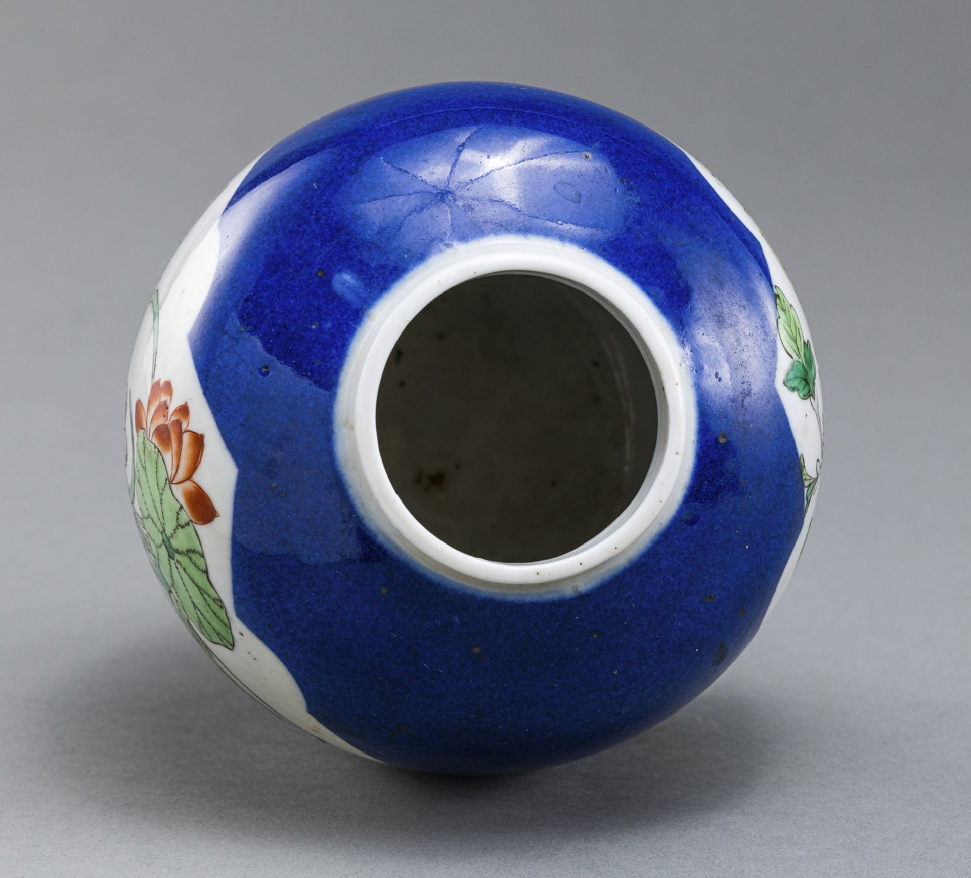 A BLUE-GROUND LOTUS GINGER JAR - Image 3 of 4