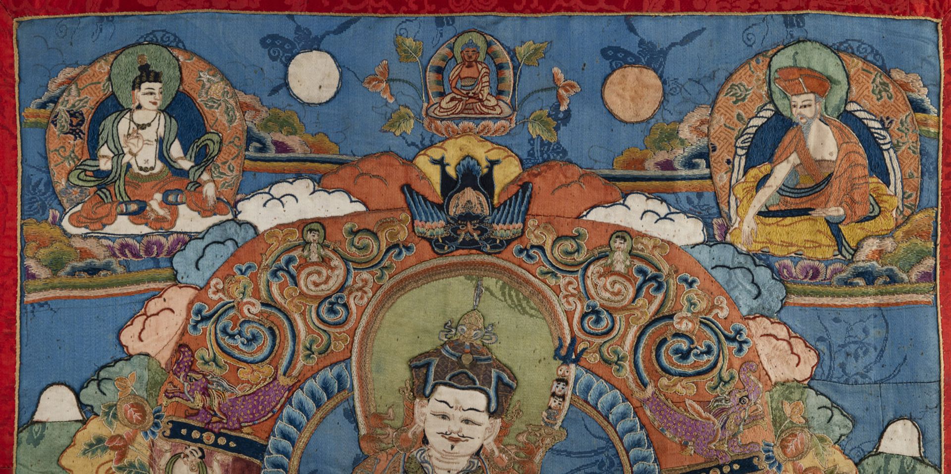 A RARE AND FINE ﻿SILK APPLICATION THANGKA DEPICTING PADMASAMBHAVA - Image 5 of 8