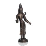 Seltene frühe Bronze des Padmapani auf einem Stand