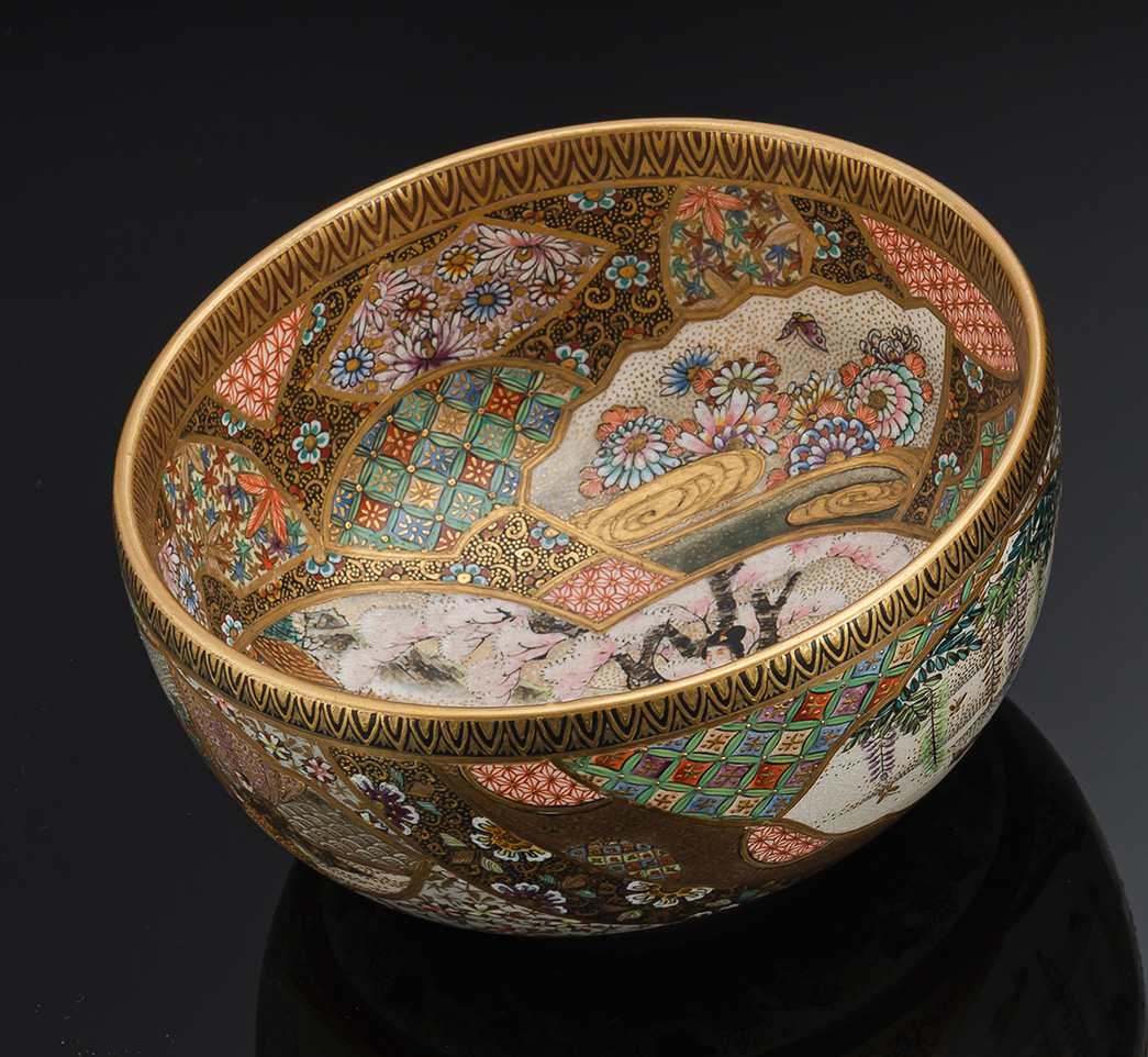 A FINE PAINTED SATSUMA BOWL AND A BUTTERFLY TEPAOT AND COVER