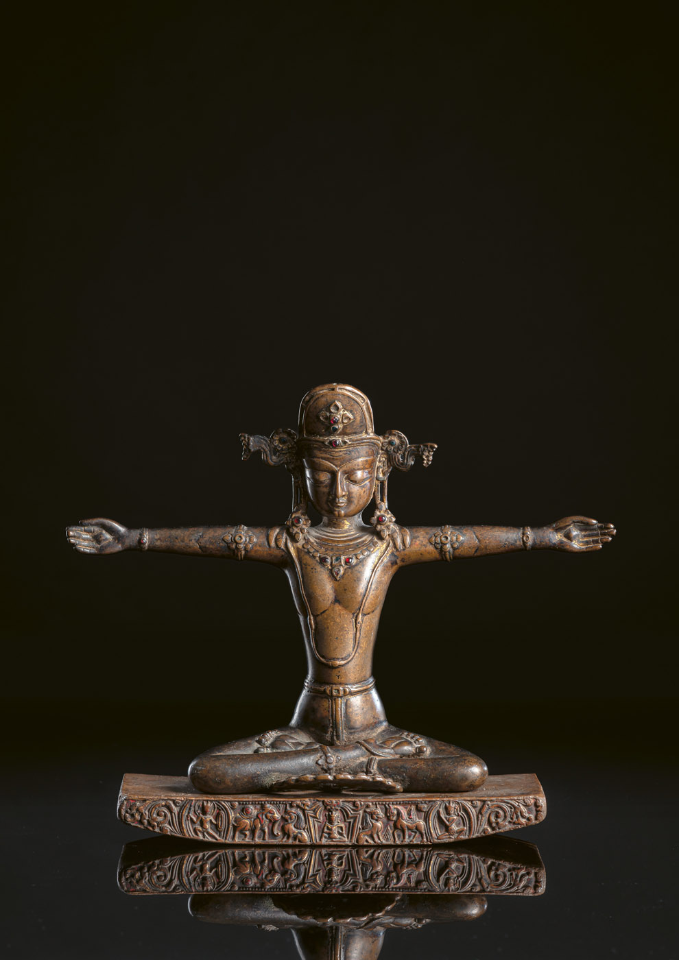 AN EXTREMELY RARE AND IMPORTANT BRONZE FIGURE OF INDRA IN CAPTIVITY - Image 5 of 12