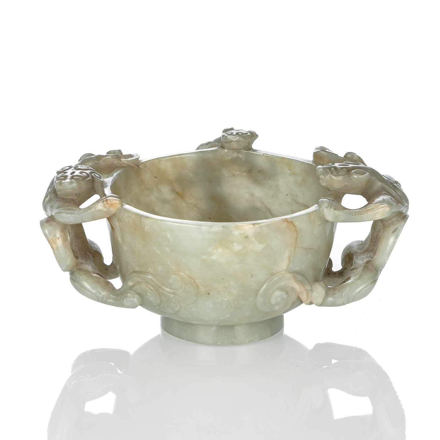 A FINE CARVED CHILONG JADE CUP - Image 3 of 3