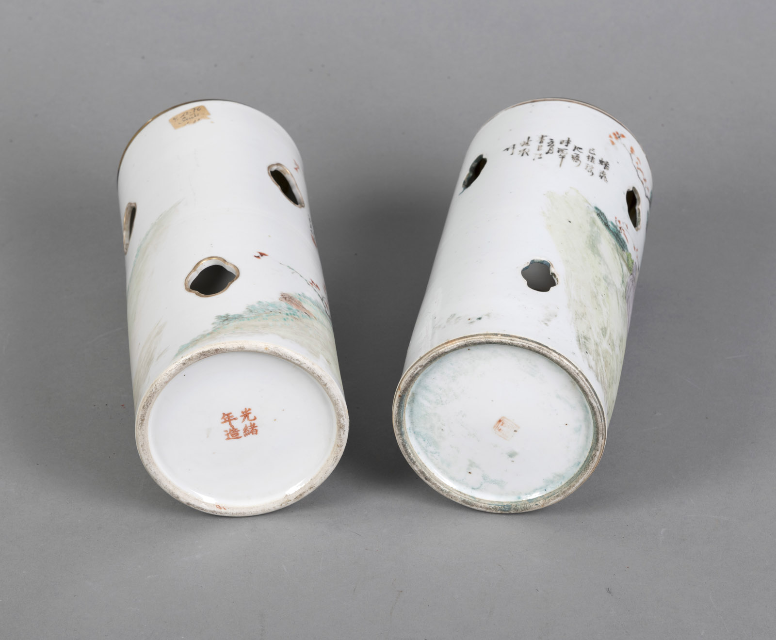 TWO CYLINDRICAL PORCELAIN HAT STANDS WITH FOUR-PASS OPENINGS AND 'FAMILLE ROSE' FIGURE DECORATION - Image 3 of 3