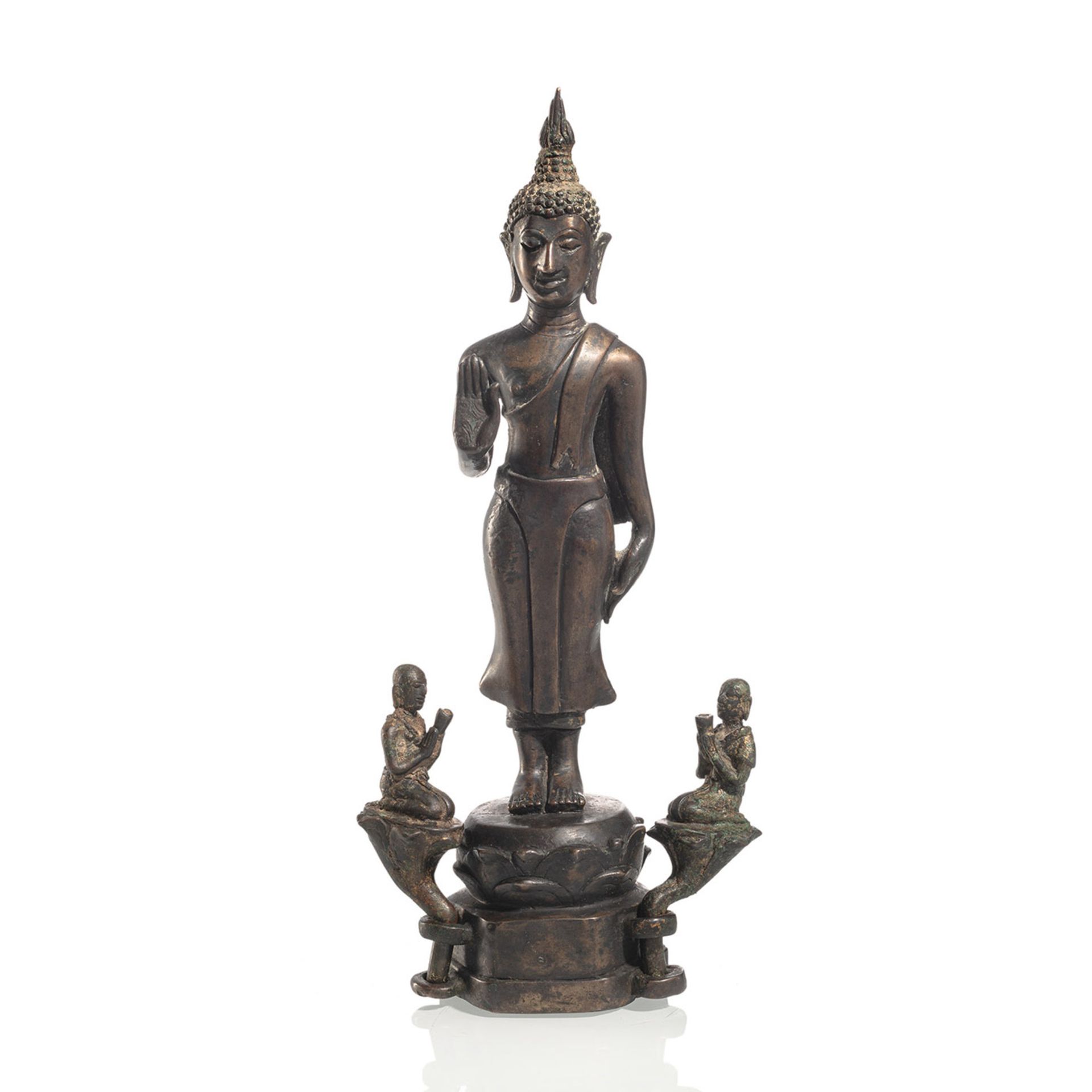 A BRONZE FIGURE OF BUDDHA SHAKYAMUNI