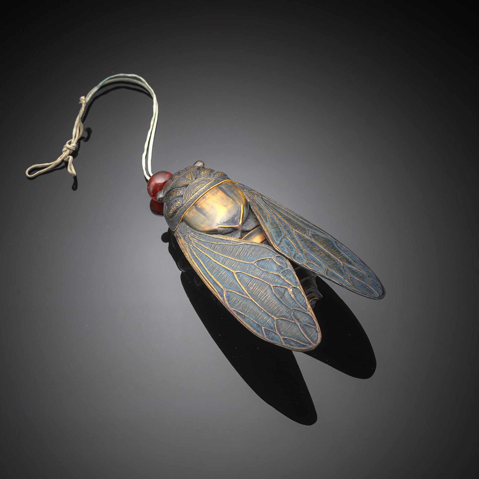 A BOXWOOD ONE-CASE INRÔ SHAPED AS CICADA - Image 2 of 2