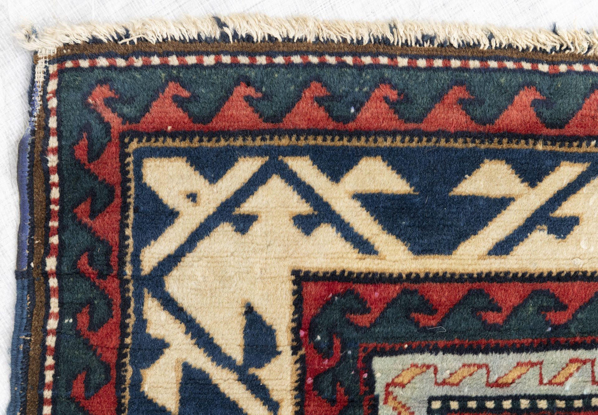Alter Teppich mit Fakhralo-Musterung - Bild 5 aus 6