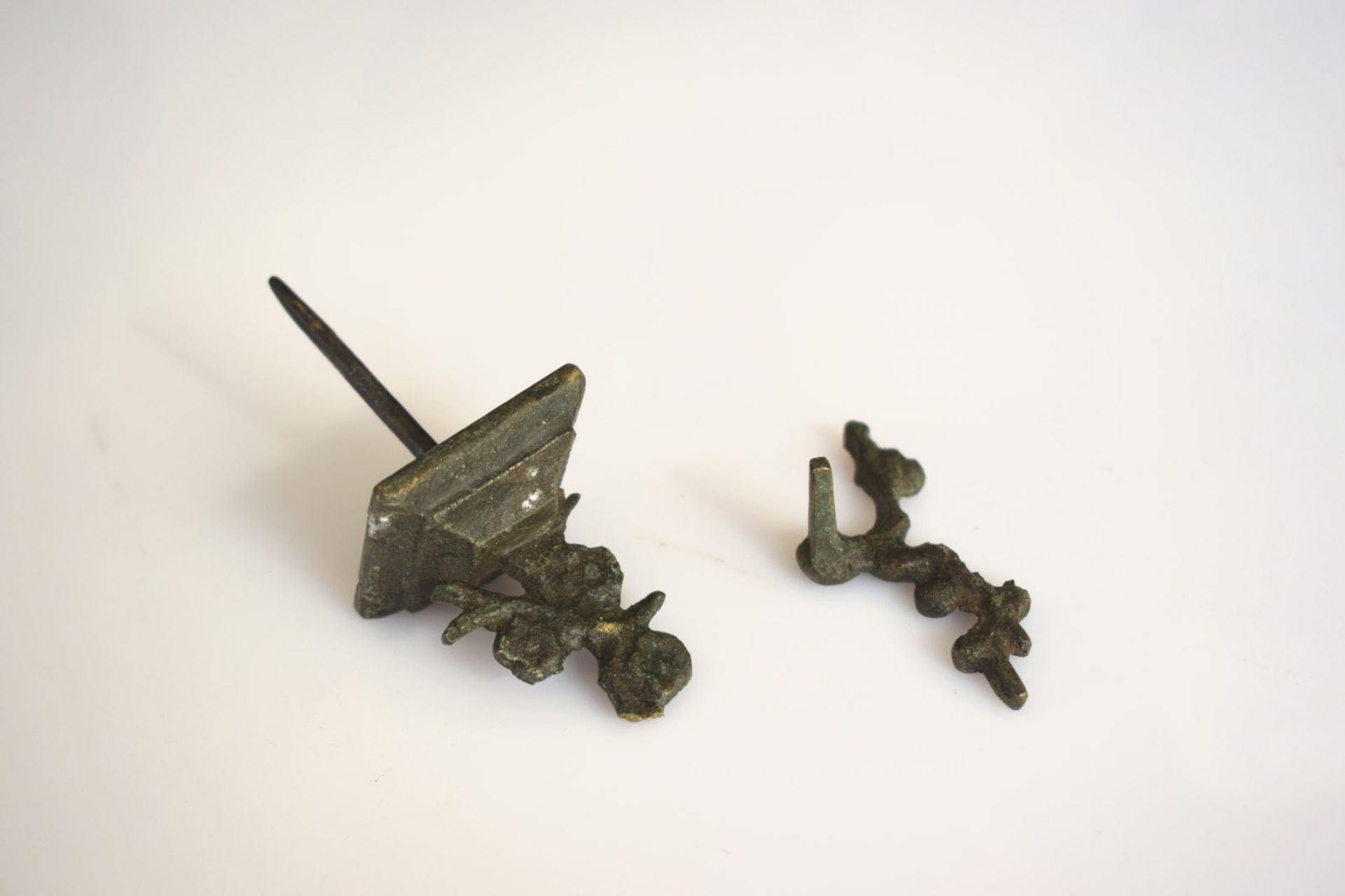 A PAIR OF BRONZE LANTERNS AND OTHER BRONZE WORKS - Image 5 of 24